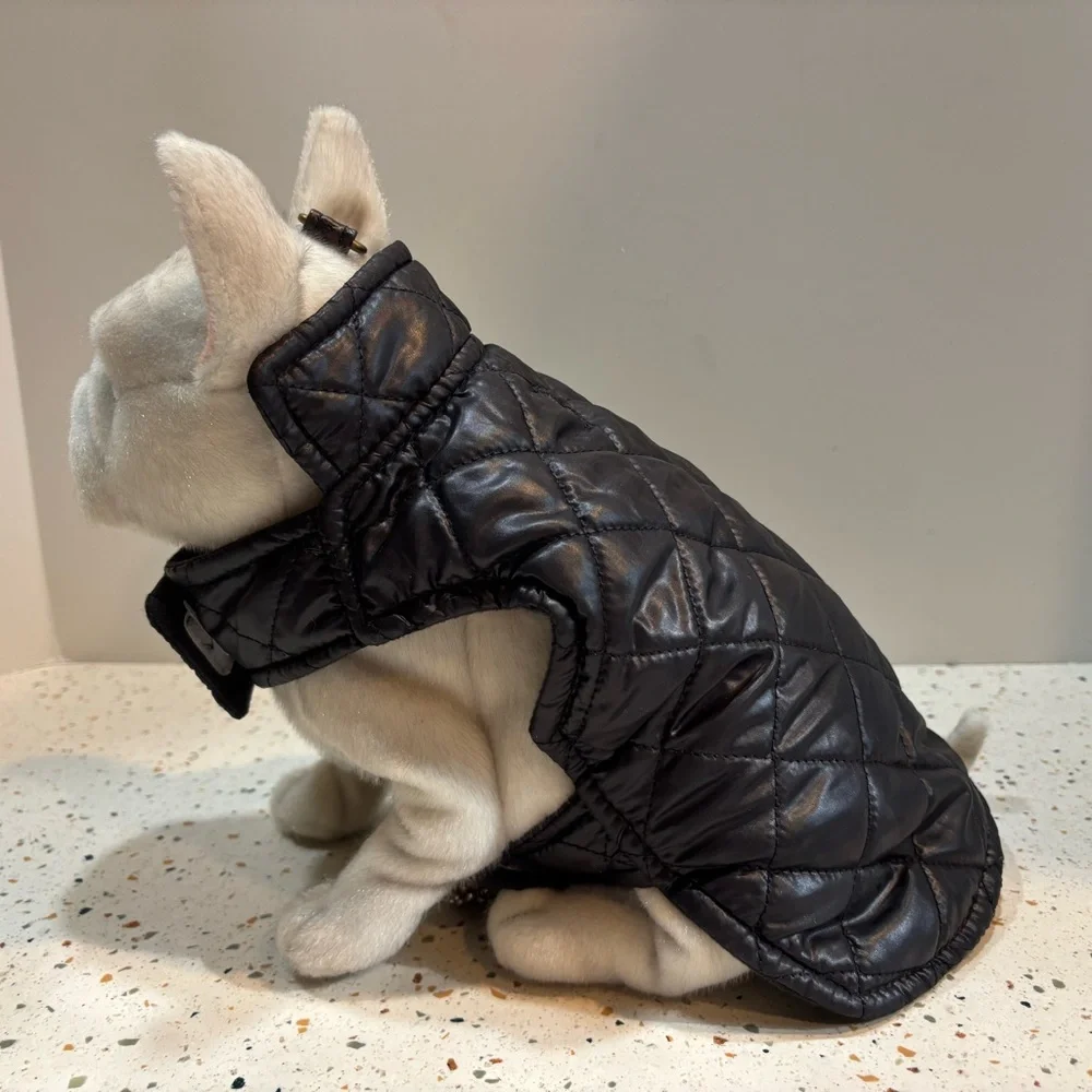 Quilted Black Dog Jacket Size Small‎